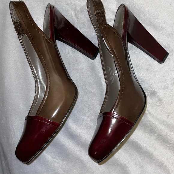 Enzo Angiolini two-tone sling back heels - Picture 4 of 12